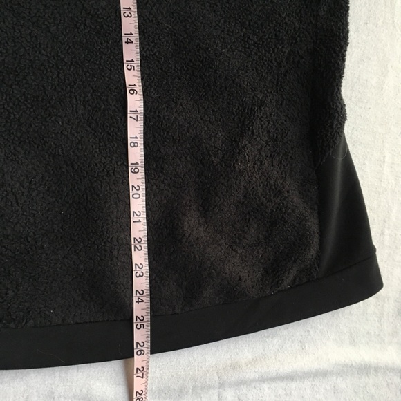 Mountain Hardware WOMENS Medium Monkey Fleece Coat - Picture 8 of 8